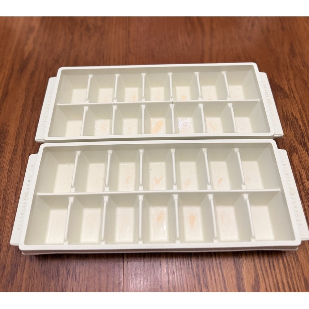 VINTAGE (SET OF 2) General Electric GE Ice Cube Trays Stacking Beige Plastic - Picture 2 of 4